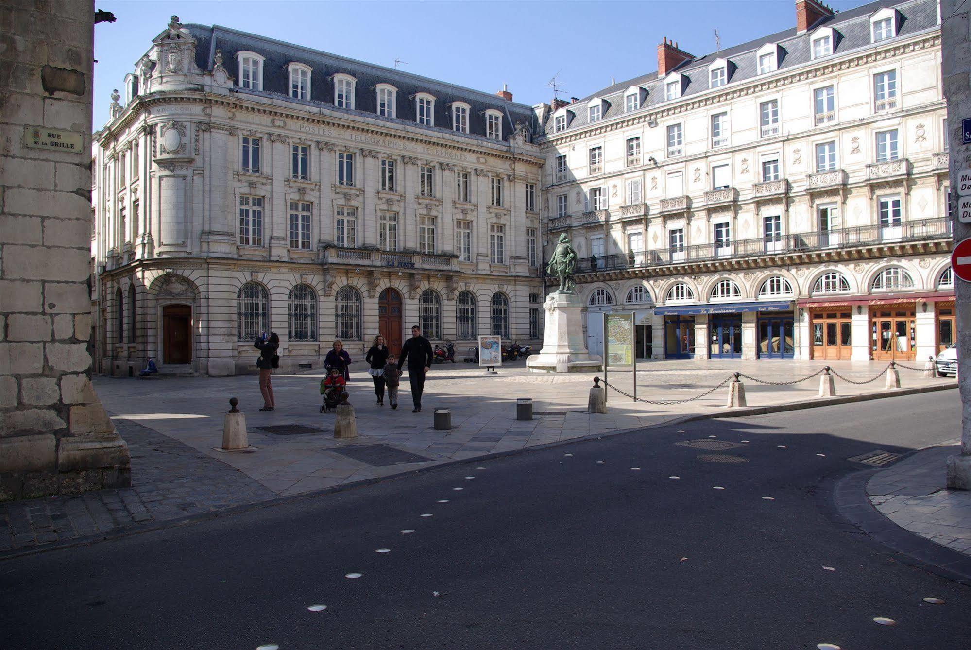 Hotel Henri IV La Rochelle  Exterior photo